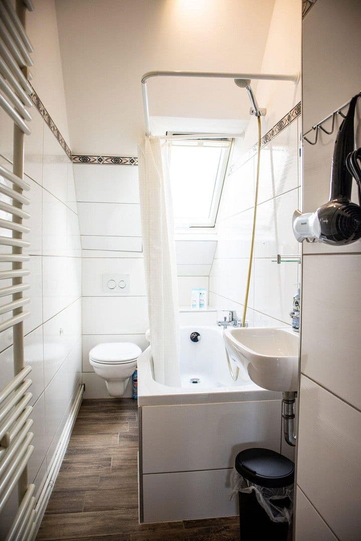 Prenájom bytu 1-izbový 44 m², Neue Straße 6, Laatzen, Dolné Sasko Prenájom bytu 1-izbový 44 m², Neue Straße 6, Laatzen, Dolné Sasko