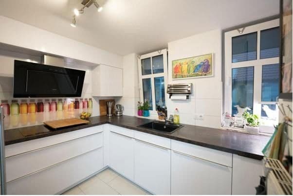 Prenájom bytu 4-izbový 145 m², Alzey, Porýnie-Falcko Prenájom bytu 4-izbový 145 m², Alzey, Porýnie-Falcko