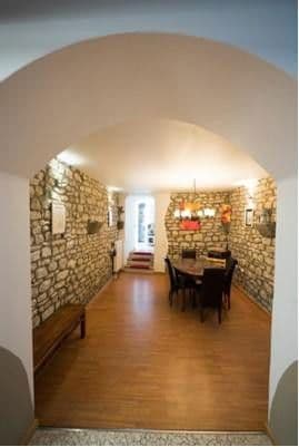 Prenájom bytu 4-izbový 145 m², Alzey, Porýnie-Falcko Prenájom bytu 4-izbový 145 m², Alzey, Porýnie-Falcko