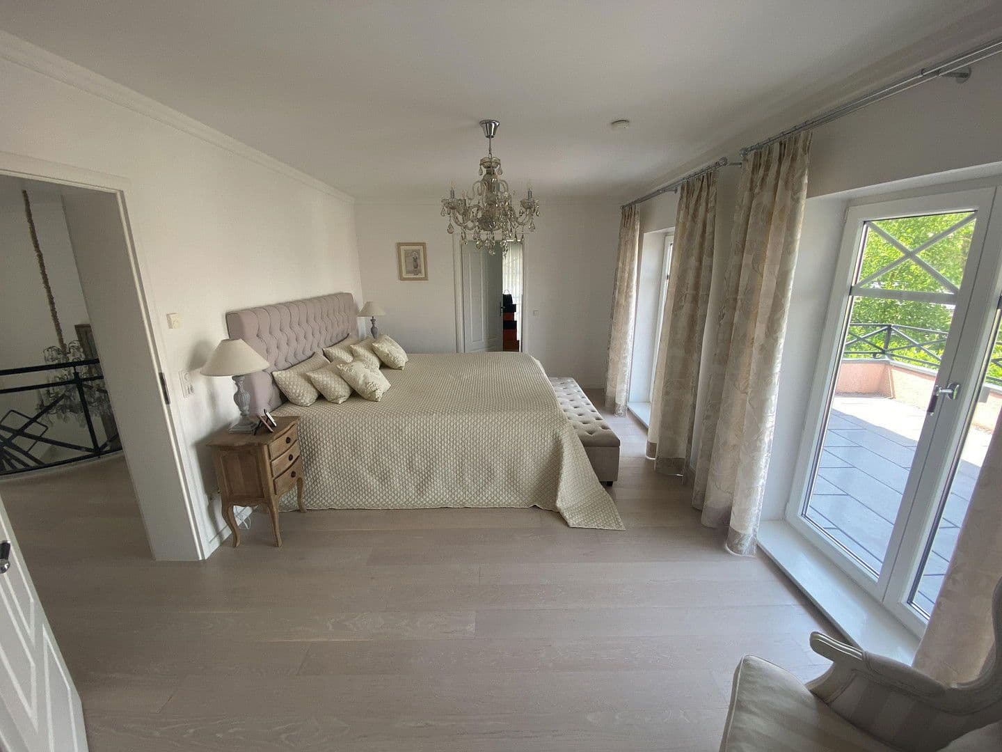 Predaj domu 300 m², pozemek 906 m², Hechingen, Bádensko-Wurttembersko Predaj domu 300 m², pozemek 906 m², Hechingen, Bádensko-Wurttembersko