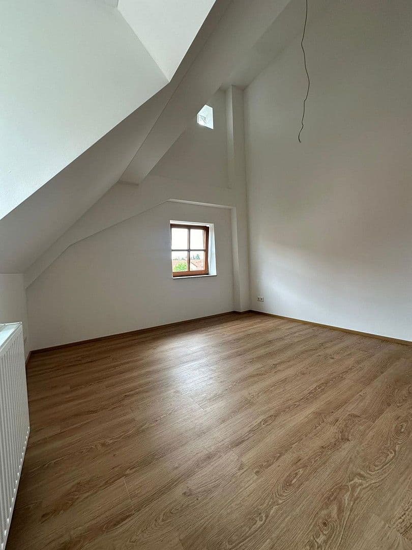 Prenájom bytu 4-izbový 146 m², Marktplatz 3+4, Markt Indersdorf, Bavorsko Prenájom bytu 4-izbový 146 m², Marktplatz 3+4, Markt Indersdorf, Bavorsko