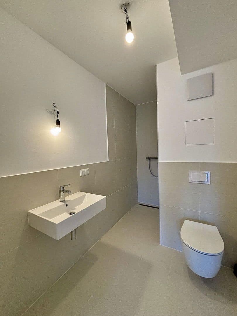 Prenájom bytu 1-izbový 32 m², Feldkellergasse 16, Wien, Viedeň Prenájom bytu 1-izbový 32 m², Feldkellergasse 16, Wien, Viedeň