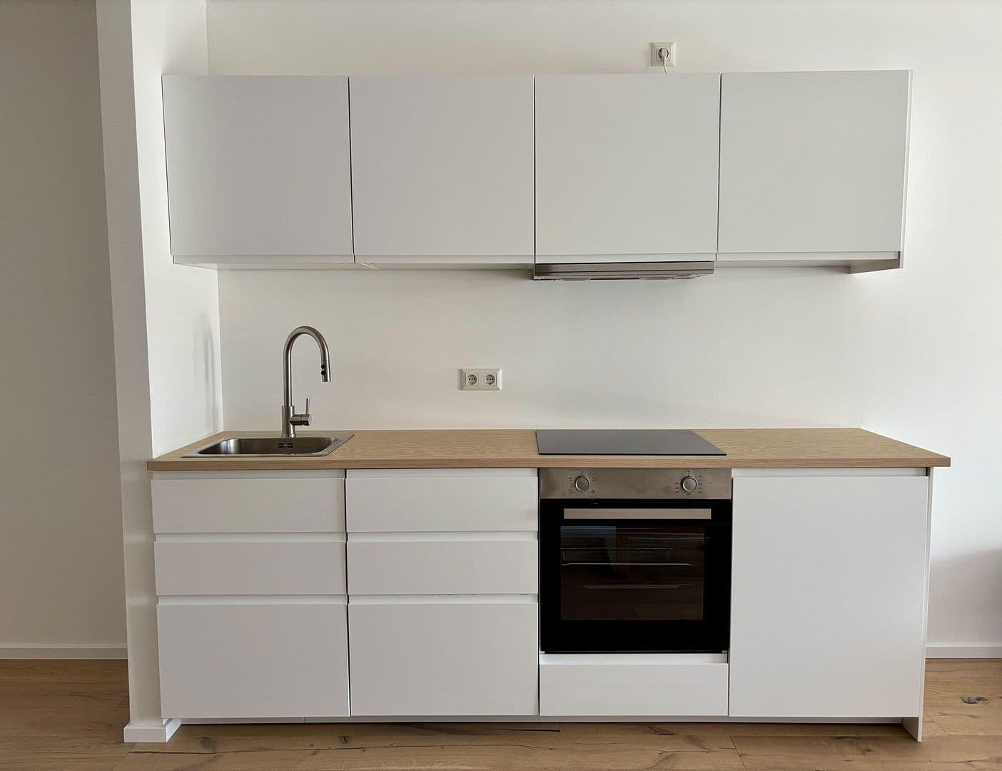 Prenájom bytu 1-izbový 32 m², Feldkellergasse 16, Wien, Viedeň Prenájom bytu 1-izbový 32 m², Feldkellergasse 16, Wien, Viedeň