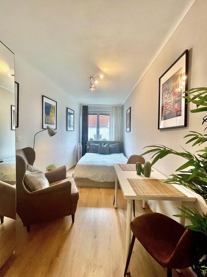 Prenájom bytu 5-izbový 101 m², Johann Nepomuk Berger Platz 4/10, Wien, Viedeň Prenájom bytu 5-izbový 101 m², Johann Nepomuk Berger Platz 4/10, Wien, Viedeň