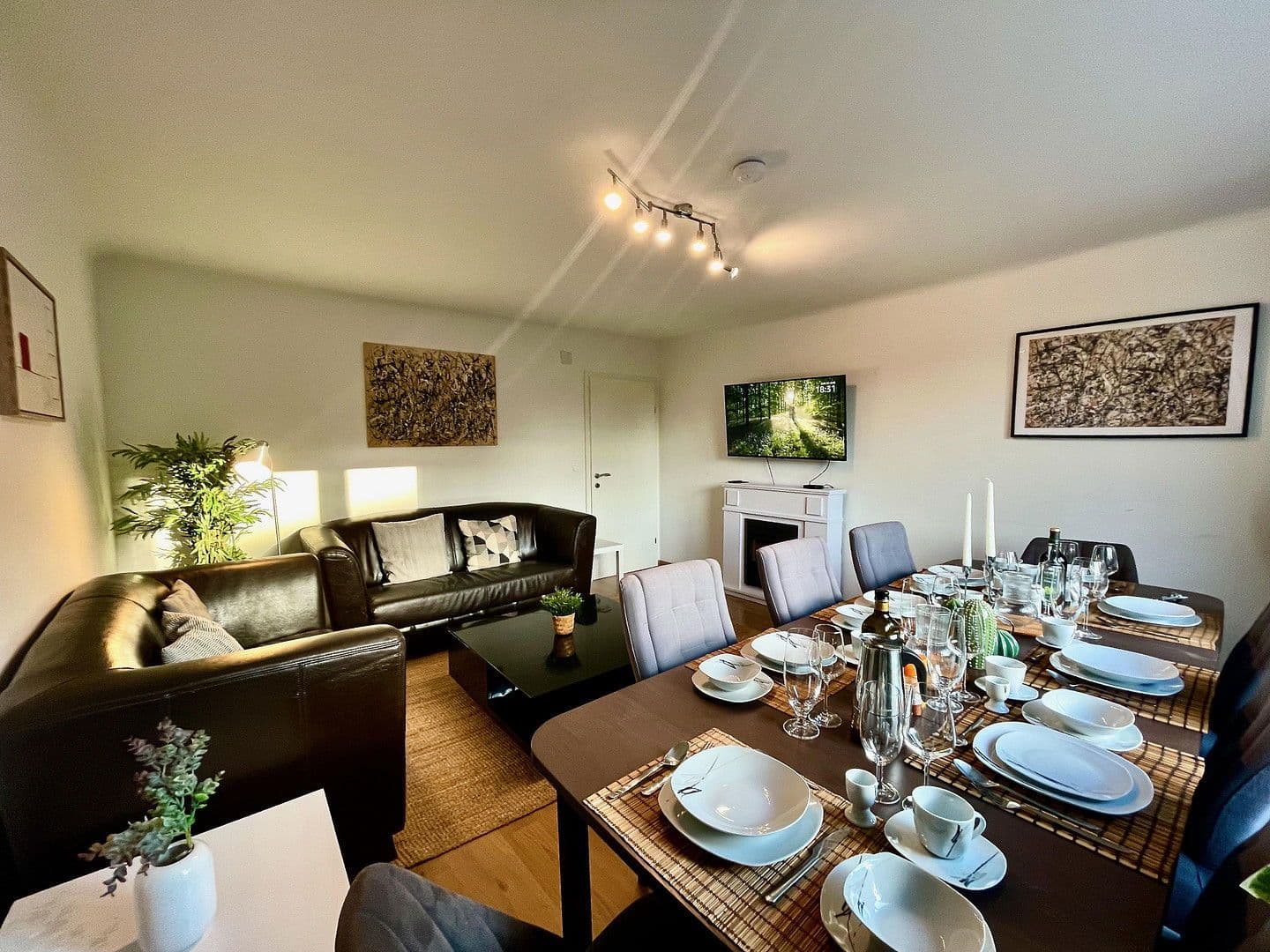 Prenájom bytu 5-izbový 101 m², Johann Nepomuk Berger Platz 4/10, Wien, Viedeň Prenájom bytu 5-izbový 101 m², Johann Nepomuk Berger Platz 4/10, Wien, Viedeň