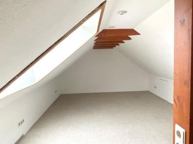 Predaj bytu 4-izbový 92 m², Herbrechtingen, Bádensko-Wurttembersko Predaj bytu 4-izbový 92 m², Herbrechtingen, Bádensko-Wurttembersko