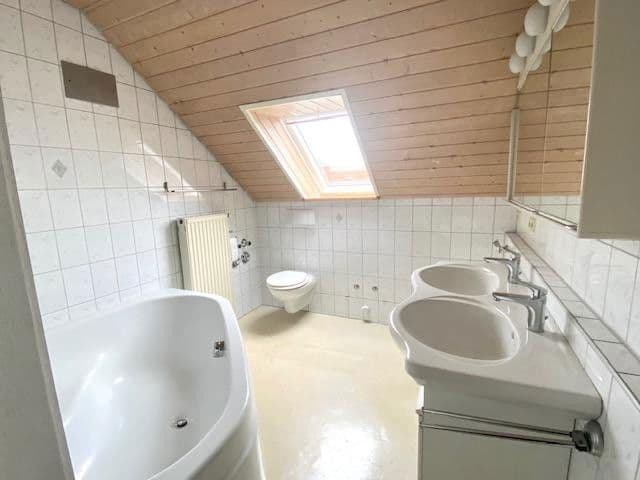 Predaj bytu 4-izbový 92 m², Herbrechtingen, Bádensko-Wurttembersko Predaj bytu 4-izbový 92 m², Herbrechtingen, Bádensko-Wurttembersko