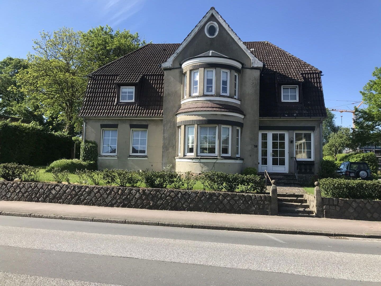 Predaj domu 244 m², pozemek 800 m², Treenestraße 58, Treia, Šlezvicko-Holštajnsko Predaj domu 244 m², pozemek 800 m², Treenestraße 58, Treia, Šlezvicko-Holštajnsko