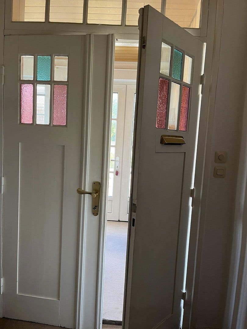 Predaj domu 244 m², pozemek 800 m², Treenestraße 58, Treia, Šlezvicko-Holštajnsko Predaj domu 244 m², pozemek 800 m², Treenestraße 58, Treia, Šlezvicko-Holštajnsko