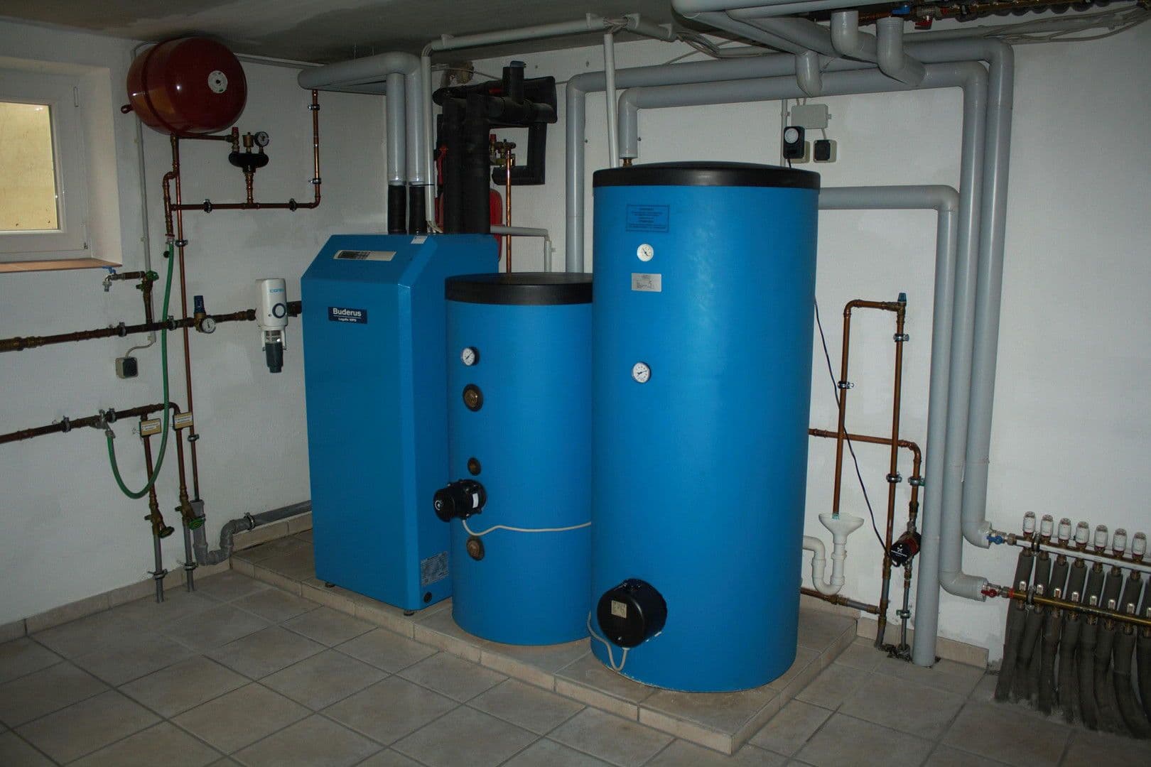 Predaj domu 229 m², pozemek 1.132 m², Messerich, Porýnie-Falcko Predaj domu 229 m², pozemek 1.132 m², Messerich, Porýnie-Falcko