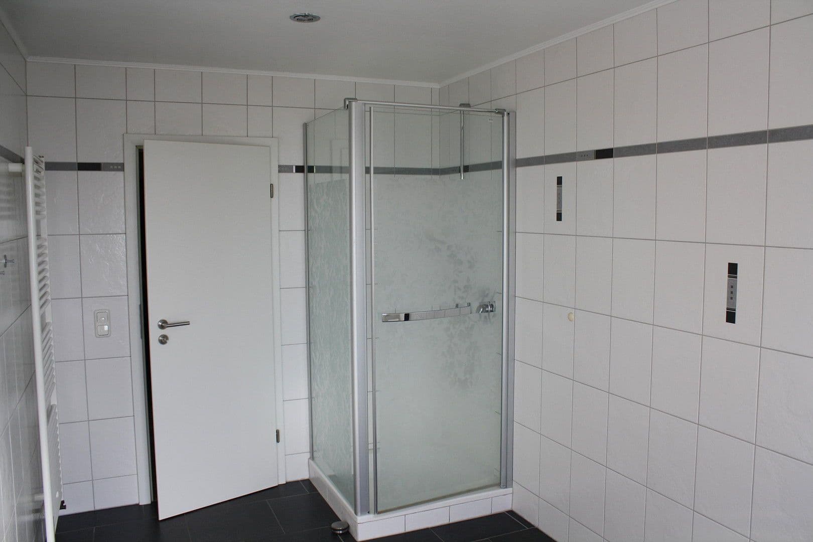 Predaj domu 229 m², pozemek 1.132 m², Messerich, Porýnie-Falcko Predaj domu 229 m², pozemek 1.132 m², Messerich, Porýnie-Falcko