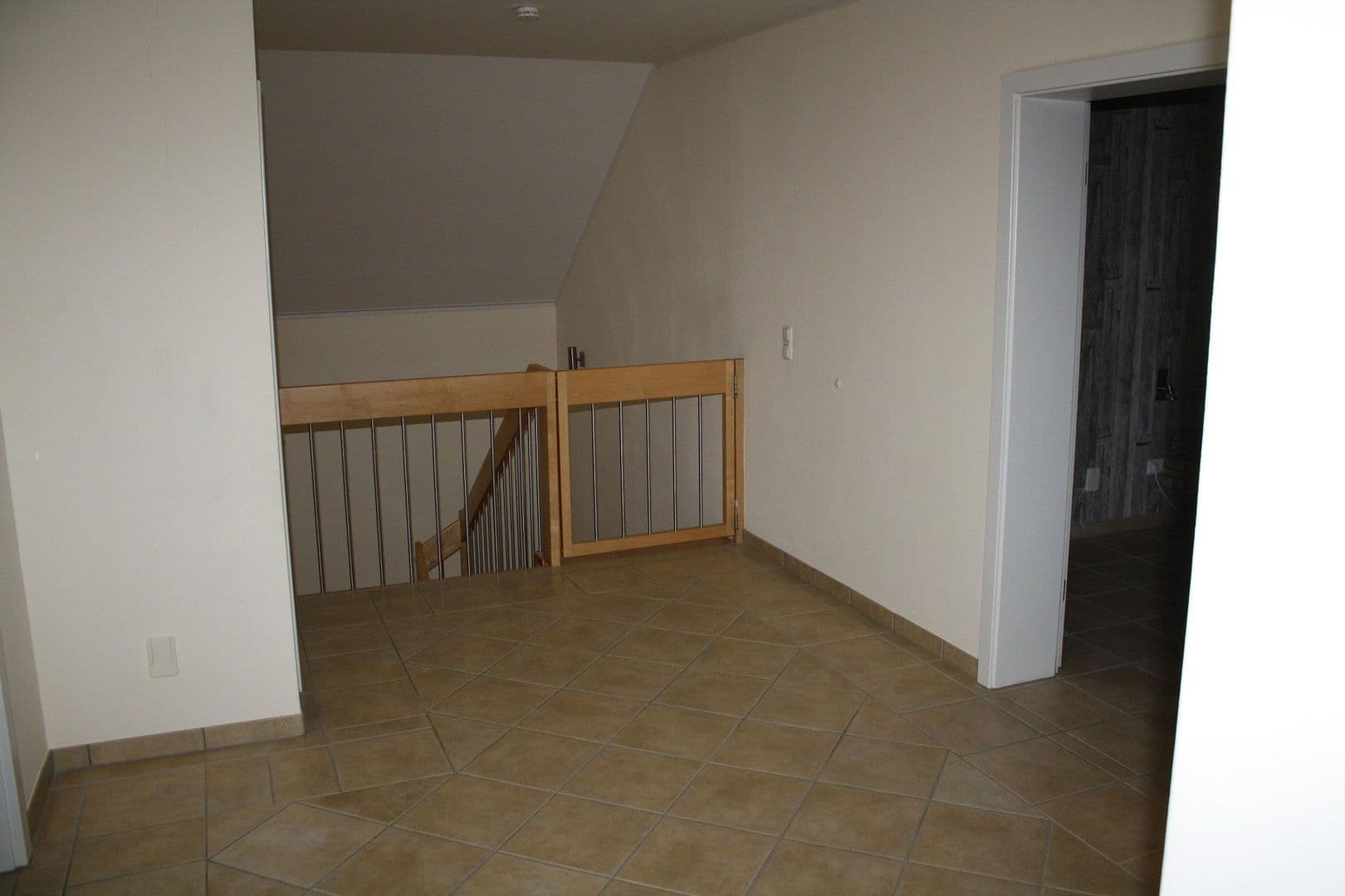 Predaj domu 229 m², pozemek 1.132 m², Messerich, Porýnie-Falcko Predaj domu 229 m², pozemek 1.132 m², Messerich, Porýnie-Falcko