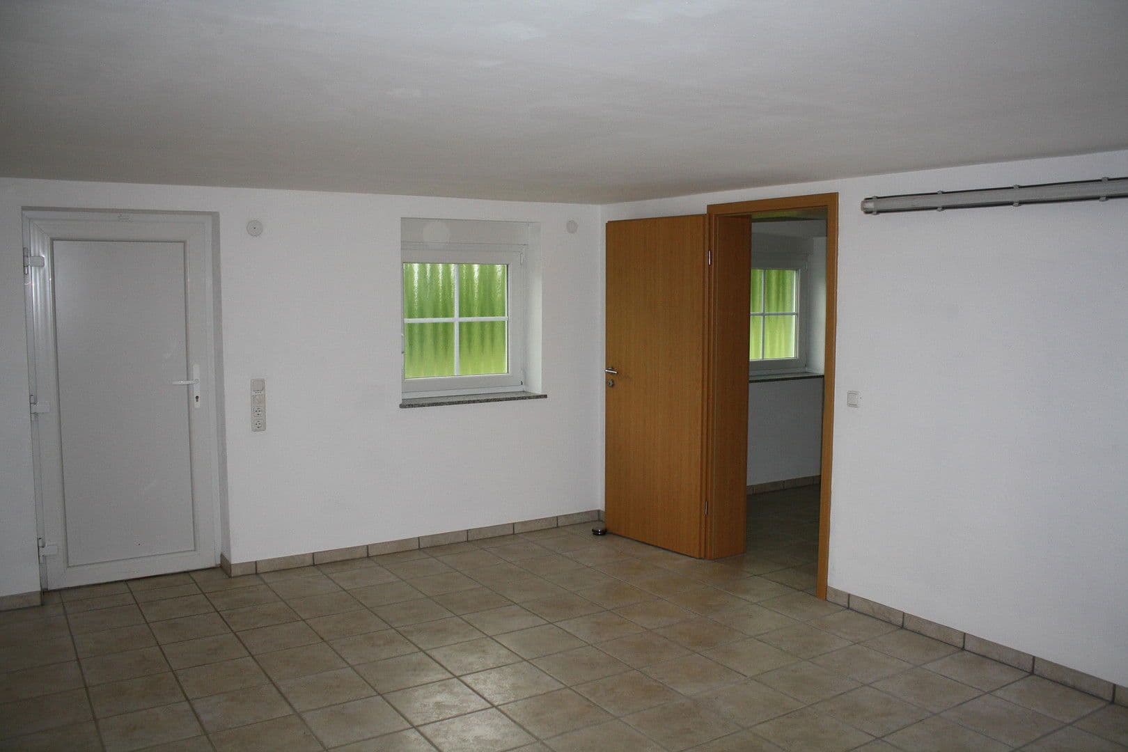 Predaj domu 229 m², pozemek 1.132 m², Messerich, Porýnie-Falcko Predaj domu 229 m², pozemek 1.132 m², Messerich, Porýnie-Falcko