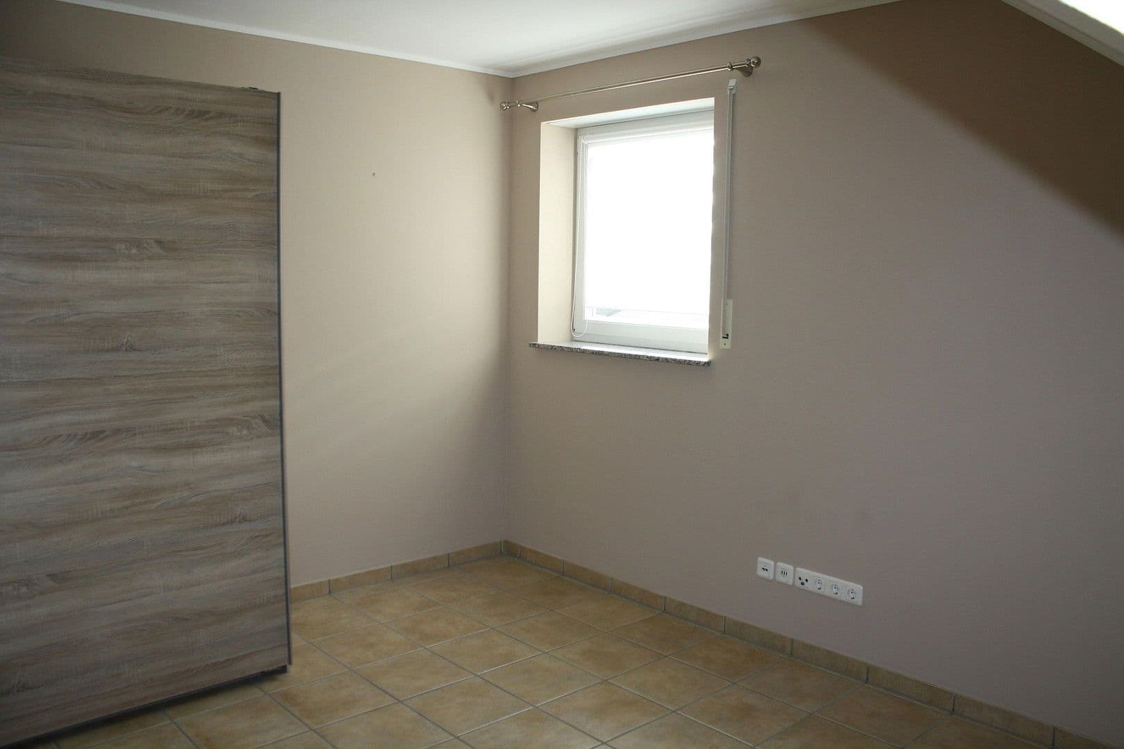 Predaj domu 229 m², pozemek 1.132 m², Messerich, Porýnie-Falcko Predaj domu 229 m², pozemek 1.132 m², Messerich, Porýnie-Falcko