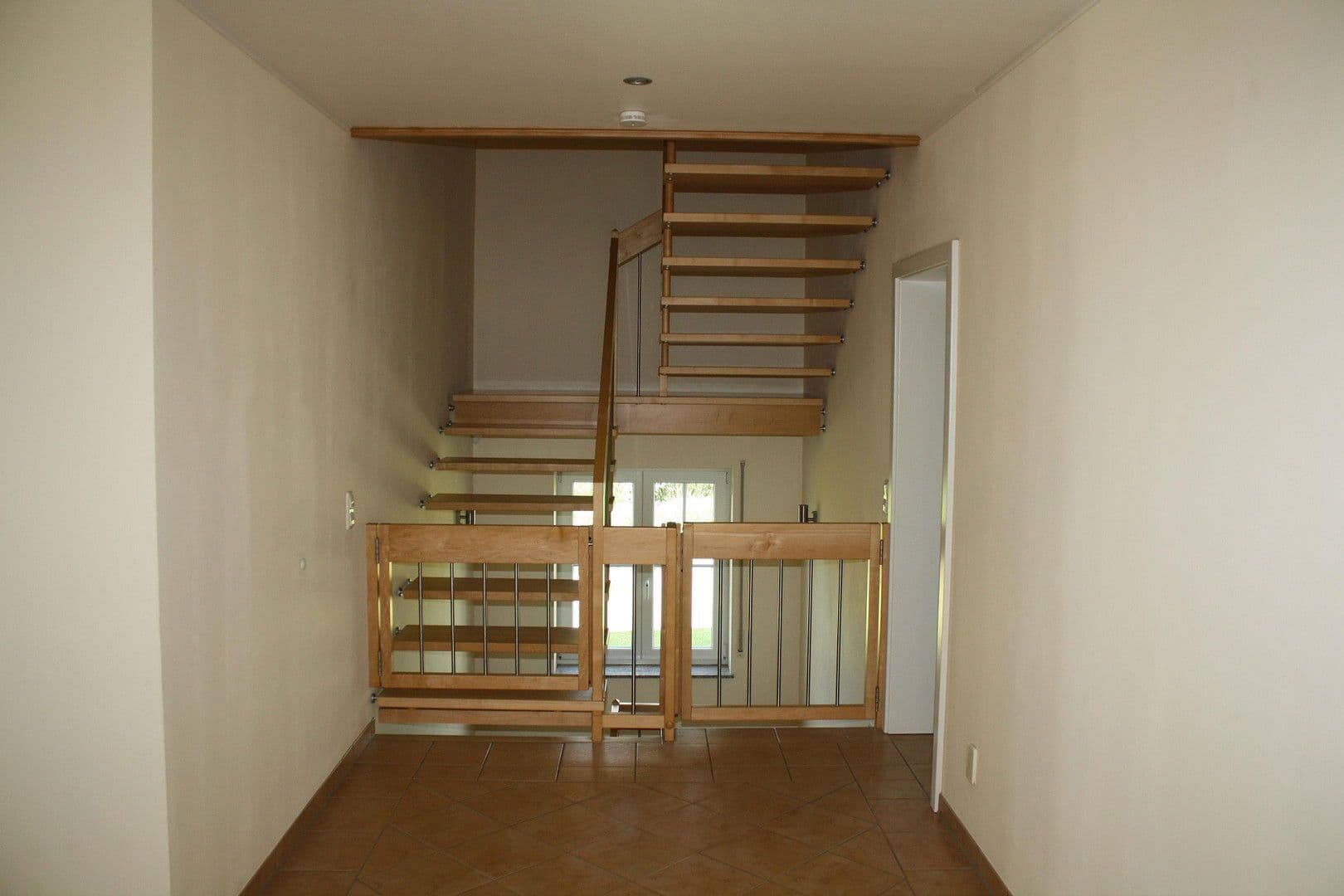 Predaj domu 229 m², pozemek 1.132 m², Messerich, Porýnie-Falcko Predaj domu 229 m², pozemek 1.132 m², Messerich, Porýnie-Falcko