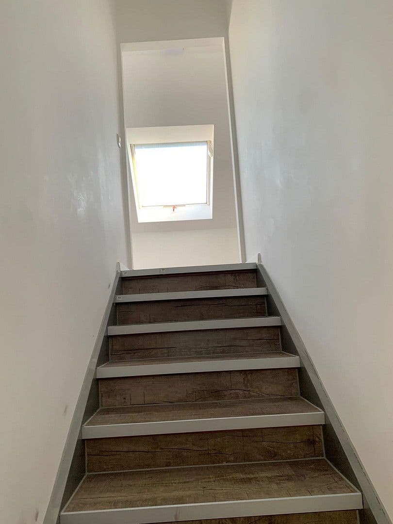 Predaj domu 170 m², pozemek 630 m², Triftstrasse 3, Pyrbaum, Bavorsko Predaj domu 170 m², pozemek 630 m², Triftstrasse 3, Pyrbaum, Bavorsko