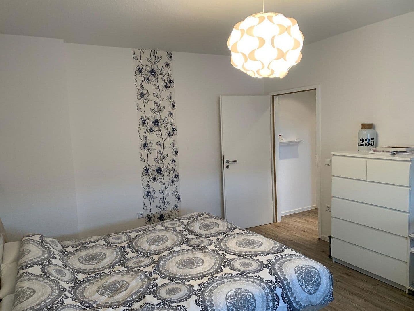 Prenájom bytu 3-izbový 85 m², Am Emmersberg 43, Saarbrücken, Sársko Prenájom bytu 3-izbový 85 m², Am Emmersberg 43, Saarbrücken, Sársko