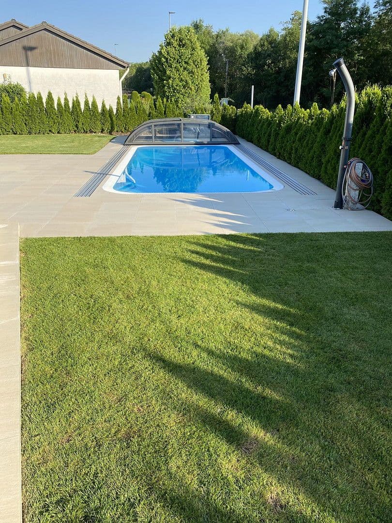 Predaj domu 234 m², pozemek 573 m², Weilheim, Bádensko-Wurttembersko Predaj domu 234 m², pozemek 573 m², Weilheim, Bádensko-Wurttembersko