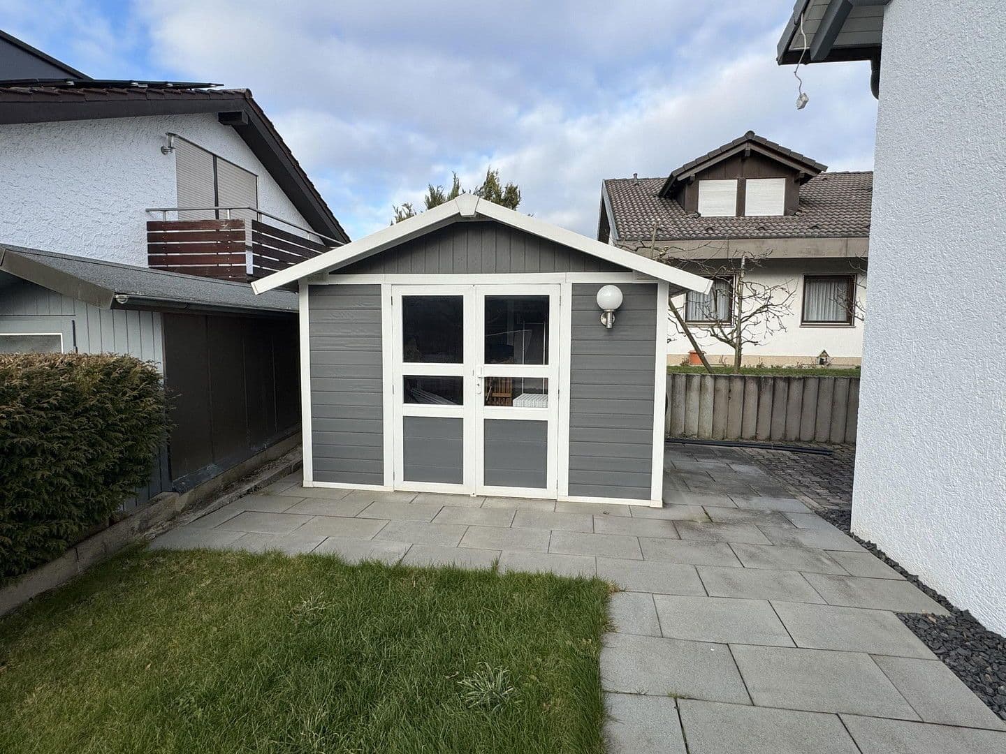 Predaj domu 234 m², pozemek 573 m², Weilheim, Bádensko-Wurttembersko Predaj domu 234 m², pozemek 573 m², Weilheim, Bádensko-Wurttembersko