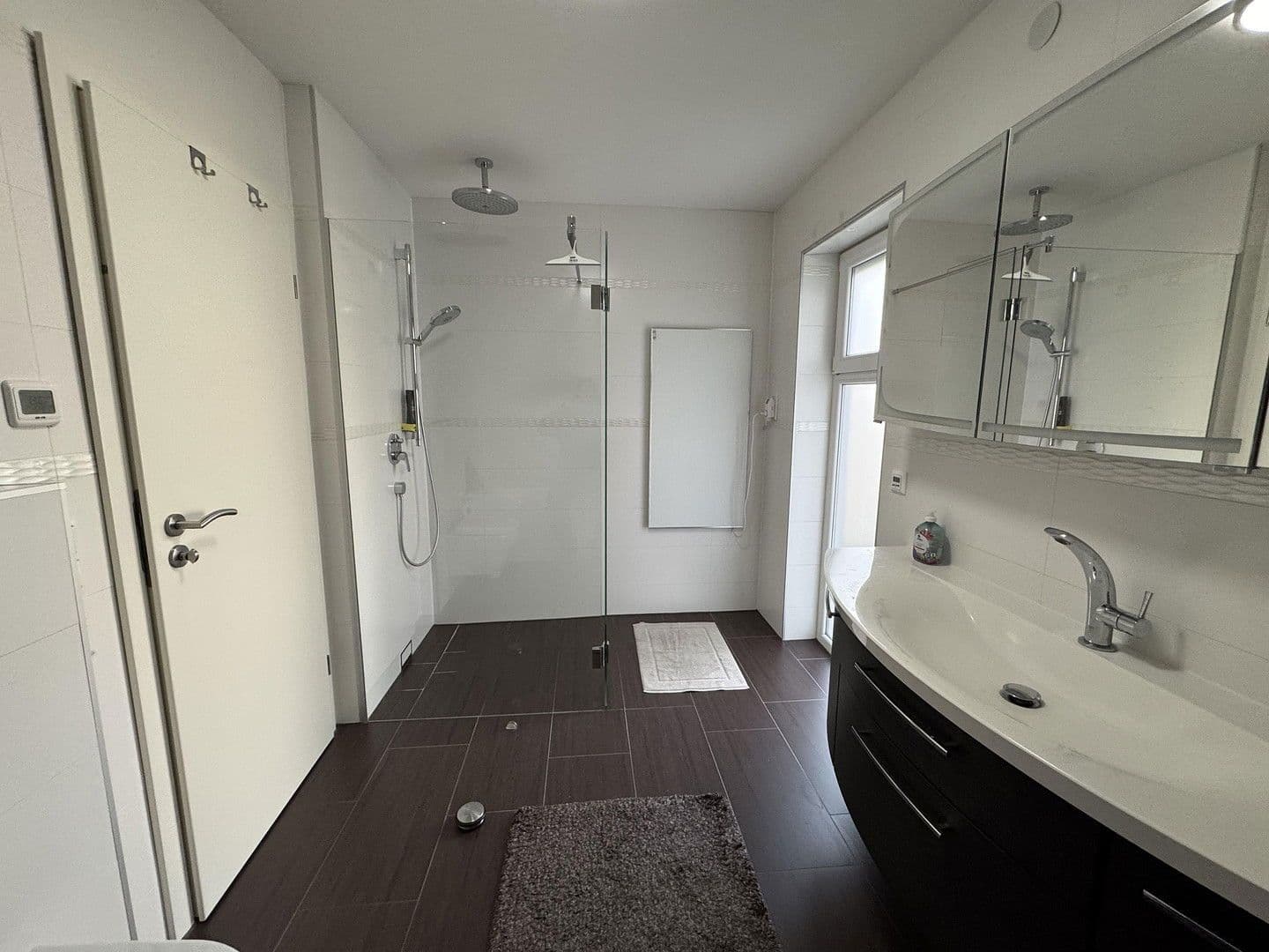 Predaj domu 234 m², pozemek 573 m², Weilheim, Bádensko-Wurttembersko Predaj domu 234 m², pozemek 573 m², Weilheim, Bádensko-Wurttembersko