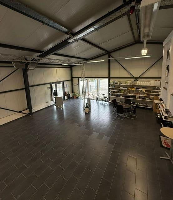 Predaj nebytového priestoru 1.482 m², Kornstr. 3, Hartheim am Rhein, Bádensko-Wurttembersko Predaj nebytového priestoru 1.482 m², Kornstr. 3, Hartheim am Rhein, Bádensko-Wurttembersko