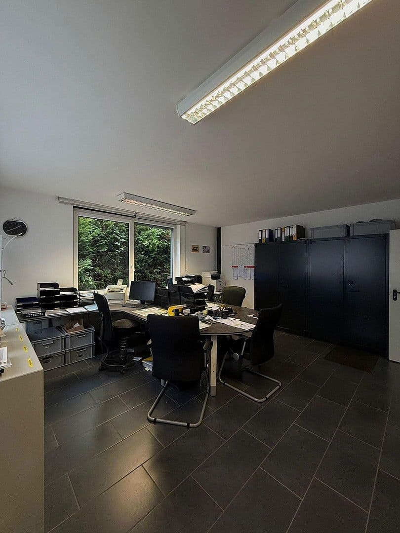 Predaj nebytového priestoru 1.482 m², Kornstr. 3, Hartheim am Rhein, Bádensko-Wurttembersko Predaj nebytového priestoru 1.482 m², Kornstr. 3, Hartheim am Rhein, Bádensko-Wurttembersko