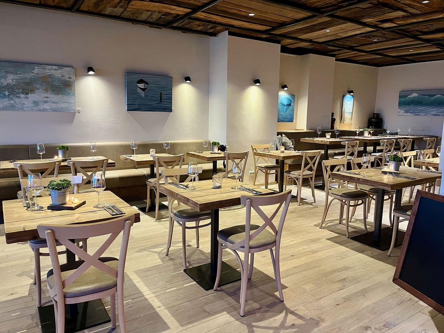 Prenájom nebytového priestoru 212 m², Neustadt in Holstein, Šlezvicko-Holštajnsko Prenájom nebytového priestoru 212 m², Neustadt in Holstein, Šlezvicko-Holštajnsko