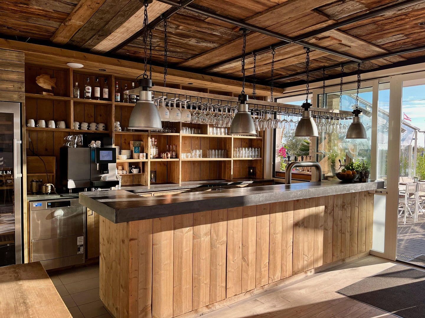 Prenájom nebytového priestoru 212 m², Neustadt in Holstein, Šlezvicko-Holštajnsko Prenájom nebytového priestoru 212 m², Neustadt in Holstein, Šlezvicko-Holštajnsko