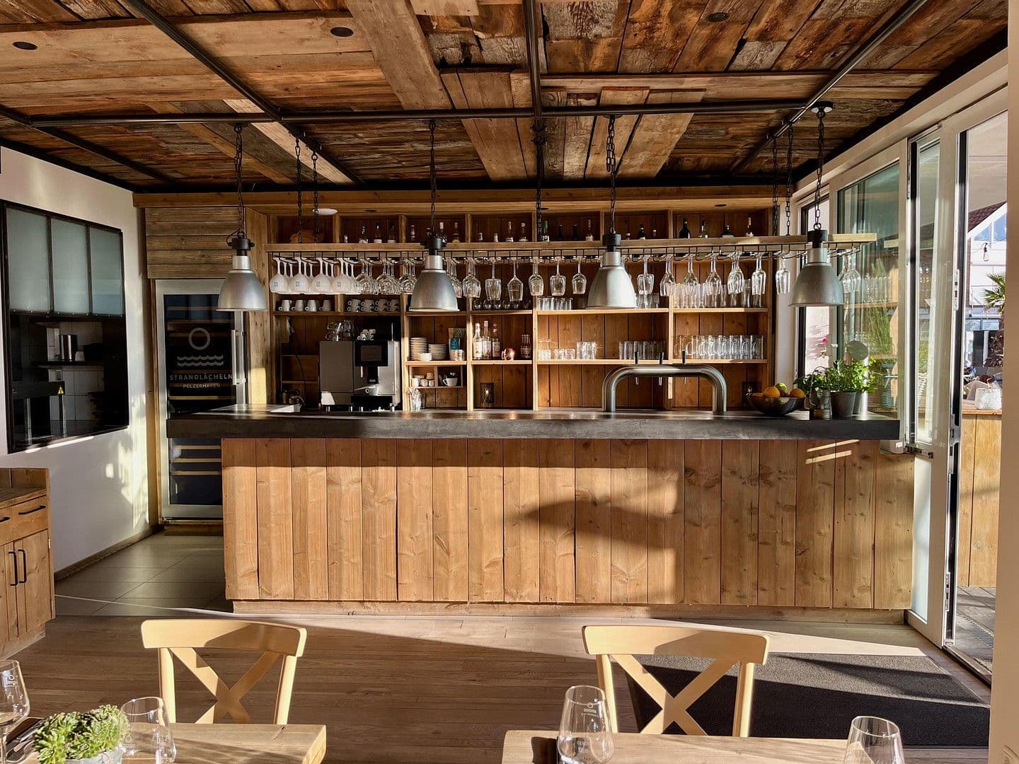 Prenájom nebytového priestoru 212 m², Neustadt in Holstein, Šlezvicko-Holštajnsko Prenájom nebytového priestoru 212 m², Neustadt in Holstein, Šlezvicko-Holštajnsko