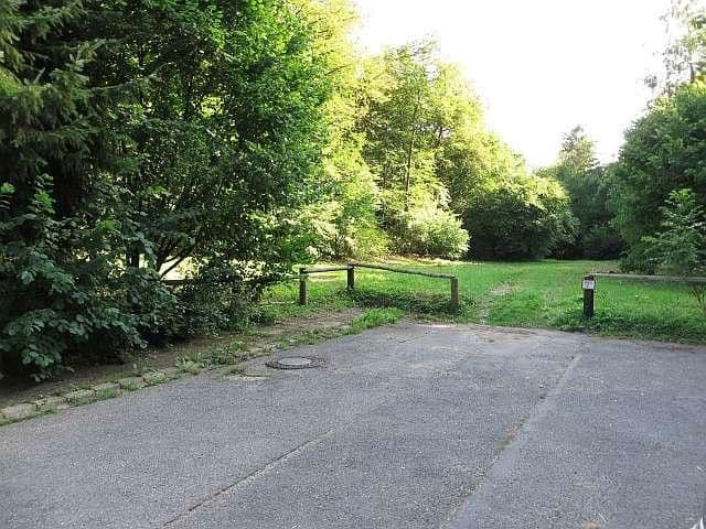 Predaj pozemku 8.326 m², Wiesengrund, Waldesch, Porýnie-Falcko Predaj pozemku 8.326 m², Wiesengrund, Waldesch, Porýnie-Falcko