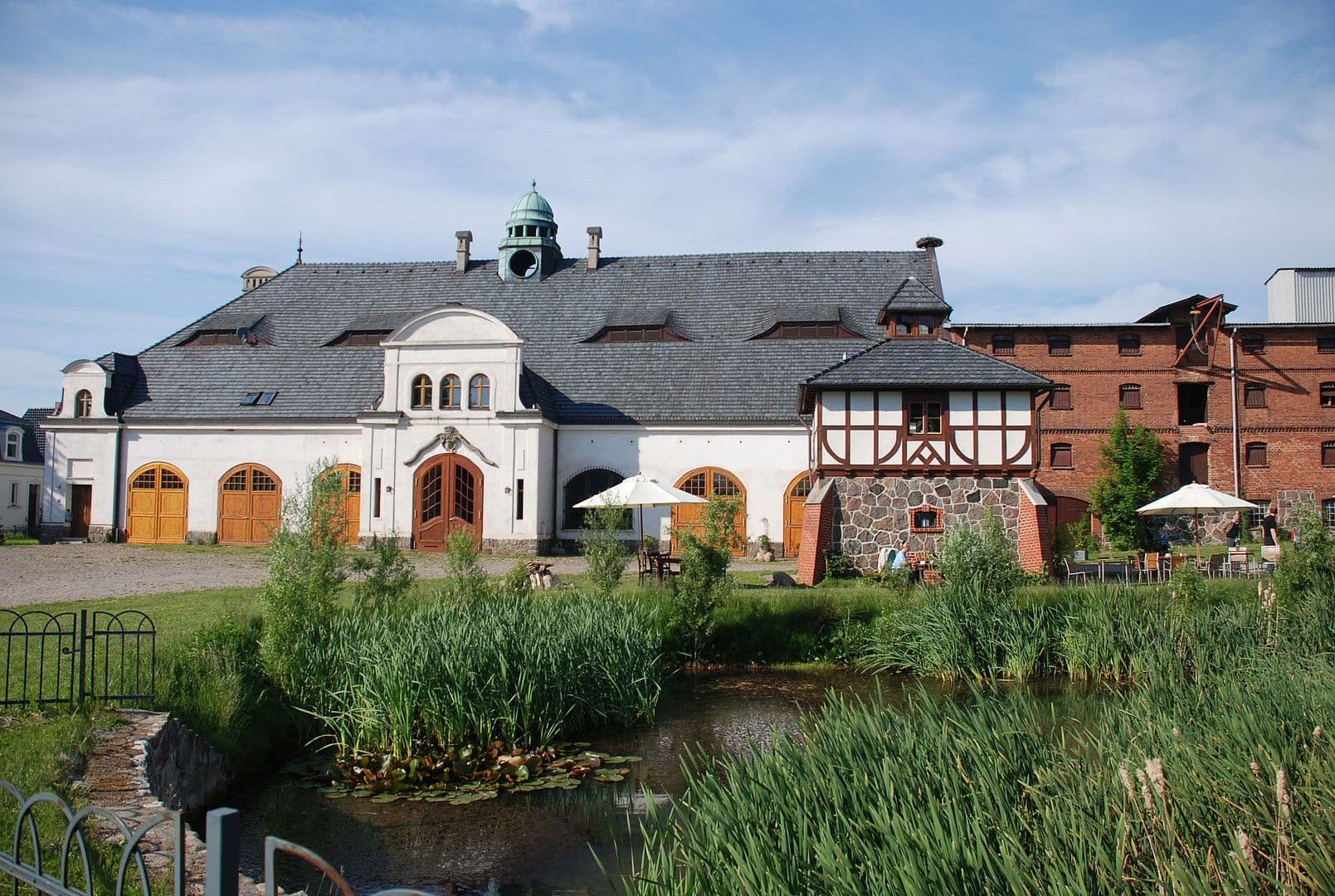 Predaj nebytového priestoru 50.000 m², Klocksin, Meklenbursko-Predpomoransko Predaj nebytového priestoru 50.000 m², Klocksin, Meklenbursko-Predpomoransko