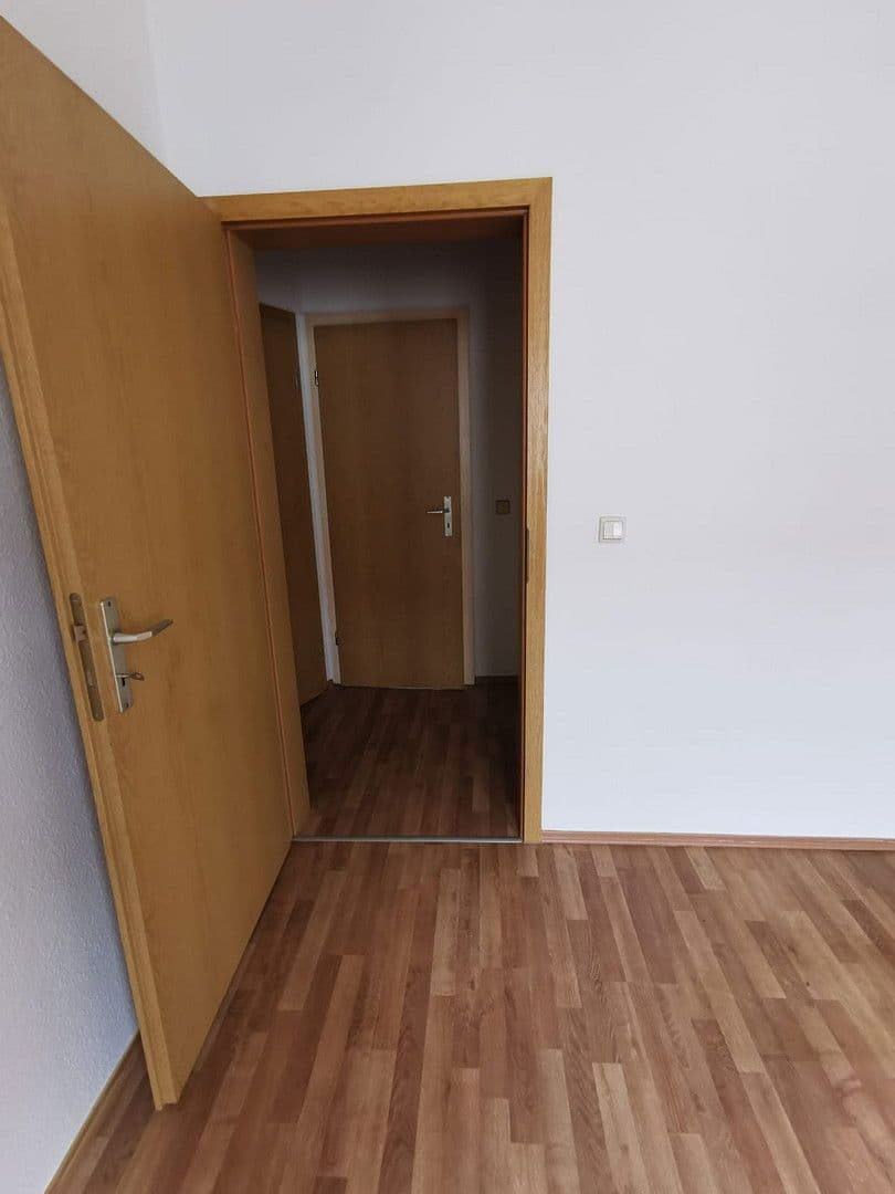 Prenájom bytu 1-izbový 38 m², Leipziger Vorstadt 18, Pegau, Sasko Prenájom bytu 1-izbový 38 m², Leipziger Vorstadt 18, Pegau, Sasko