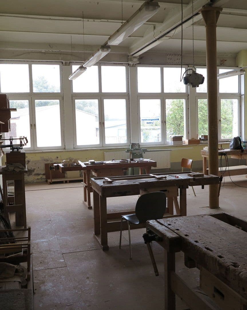 Predaj domu 6.000 m², pozemek 6.000 m², Malchin, Meklenbursko-Predpomoransko Predaj domu 6.000 m², pozemek 6.000 m², Malchin, Meklenbursko-Predpomoransko