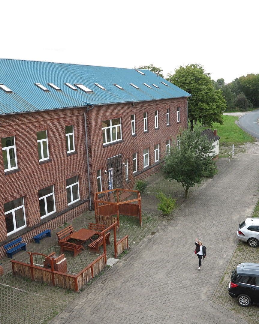 Predaj domu 6.000 m², pozemek 6.000 m², Malchin, Meklenbursko-Predpomoransko Predaj domu 6.000 m², pozemek 6.000 m², Malchin, Meklenbursko-Predpomoransko