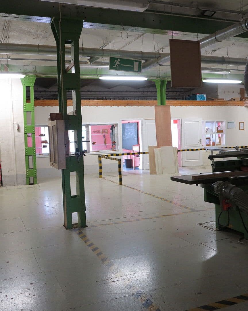 Predaj domu 6.000 m², pozemek 6.000 m², Malchin, Meklenbursko-Predpomoransko Predaj domu 6.000 m², pozemek 6.000 m², Malchin, Meklenbursko-Predpomoransko