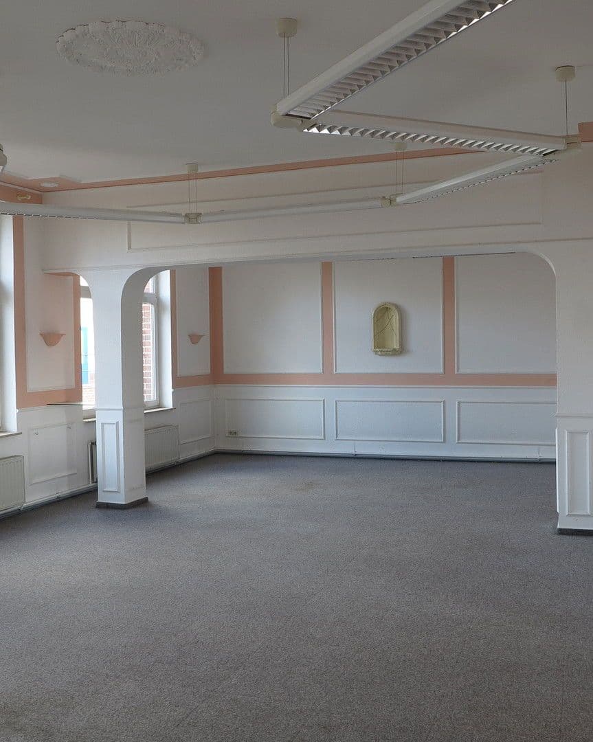 Predaj domu 6.000 m², pozemek 6.000 m², Malchin, Meklenbursko-Predpomoransko Predaj domu 6.000 m², pozemek 6.000 m², Malchin, Meklenbursko-Predpomoransko