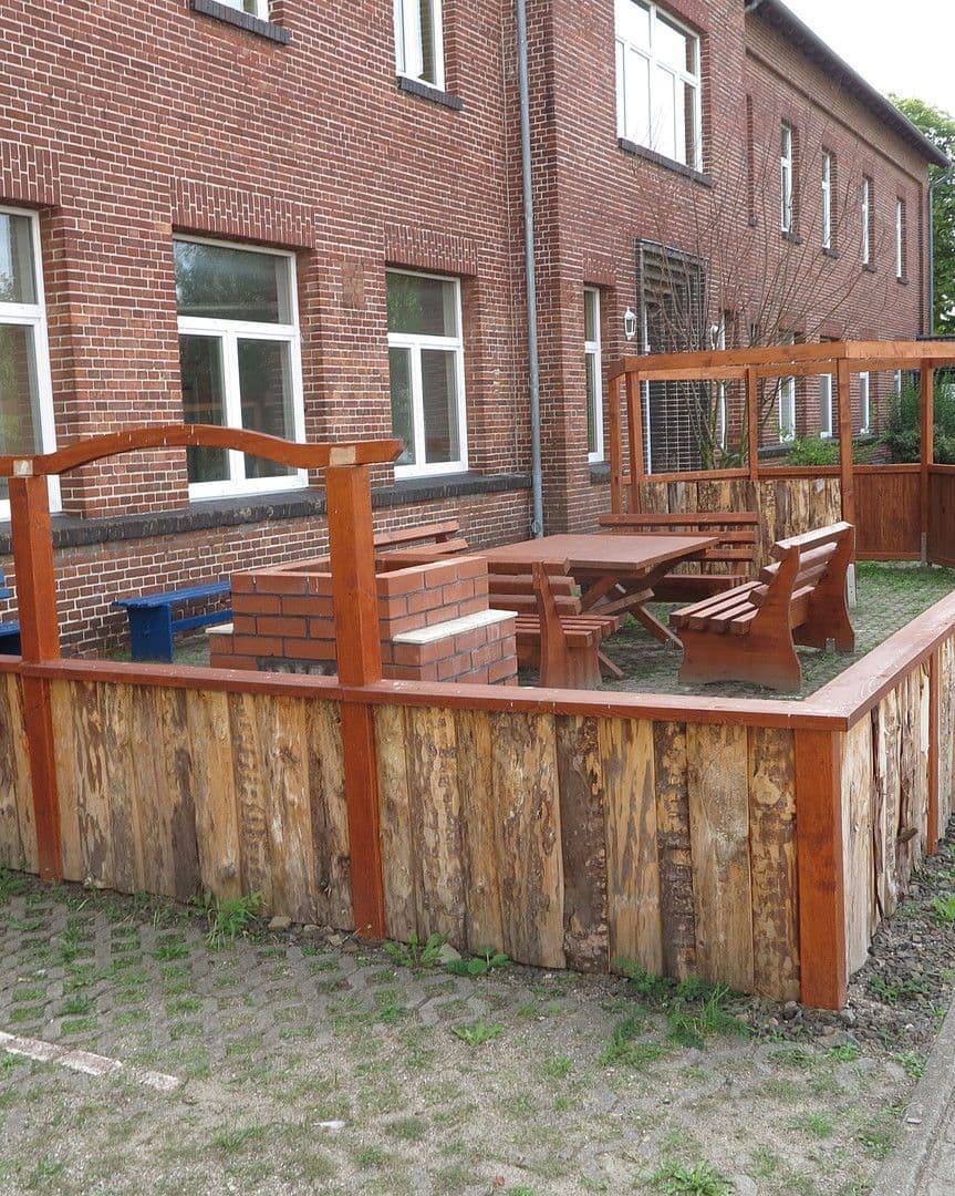 Predaj domu 6.000 m², pozemek 6.000 m², Malchin, Meklenbursko-Predpomoransko Predaj domu 6.000 m², pozemek 6.000 m², Malchin, Meklenbursko-Predpomoransko