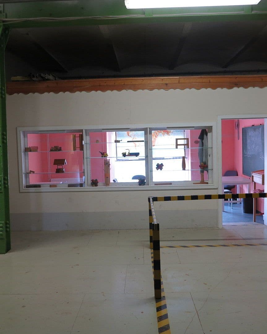 Predaj domu 6.000 m², pozemek 6.000 m², Malchin, Meklenbursko-Predpomoransko Predaj domu 6.000 m², pozemek 6.000 m², Malchin, Meklenbursko-Predpomoransko