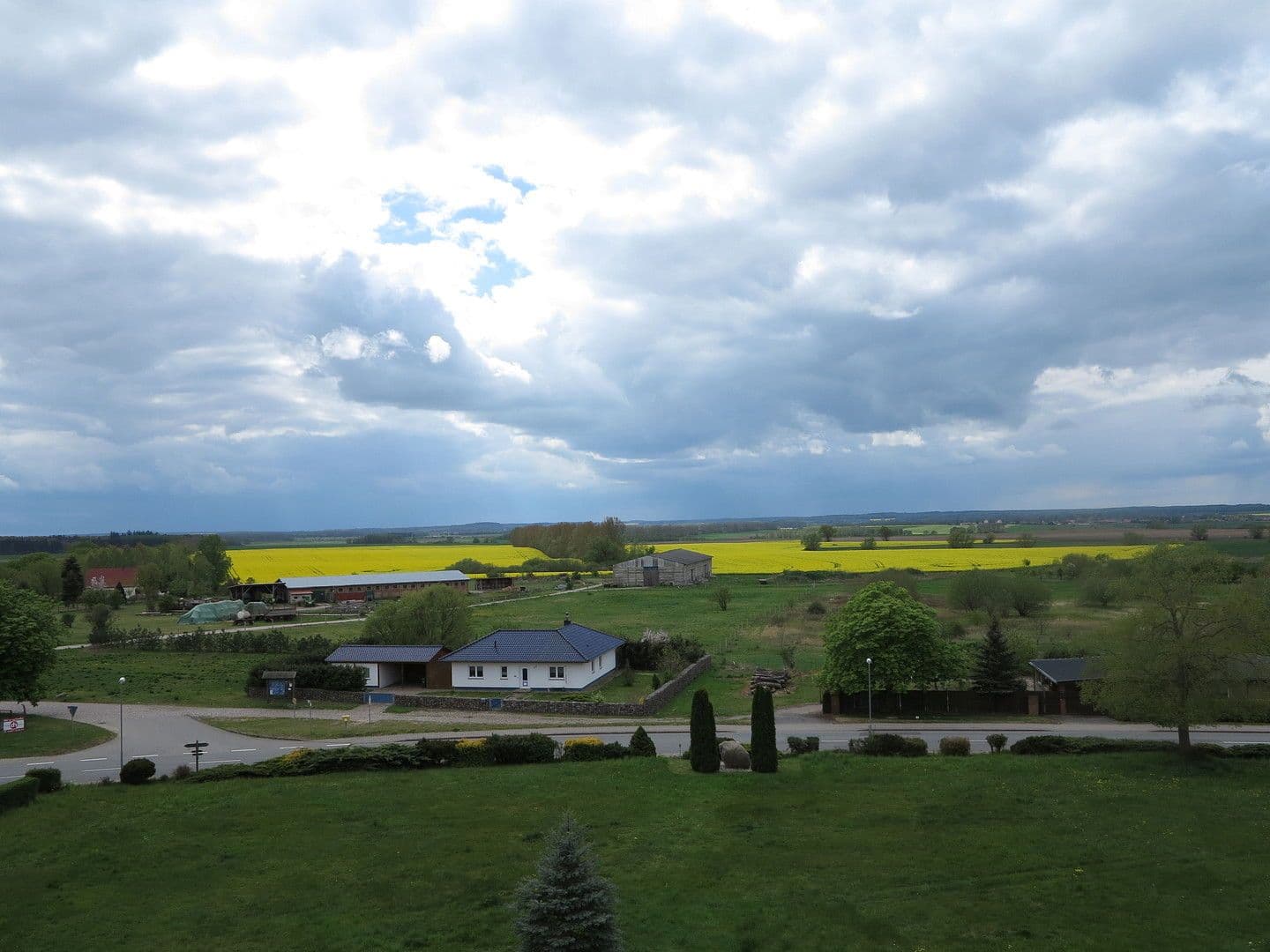 Predaj domu 3.600 m², pozemek 8.126 m², Zettemin, Meklenbursko-Predpomoransko Predaj domu 3.600 m², pozemek 8.126 m², Zettemin, Meklenbursko-Predpomoransko