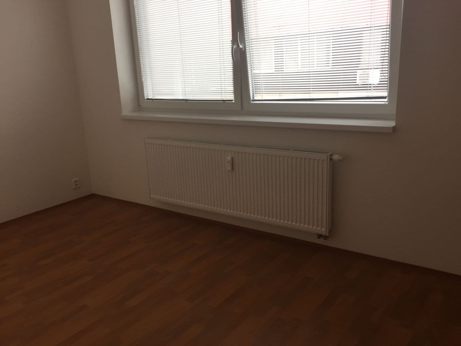 Prenájom bytu 2-izbový 43 m², Jamborova, Brno, Jihomoravský kraj Prenájom bytu 2-izbový 43 m², Jamborova, Brno, Jihomoravský kraj