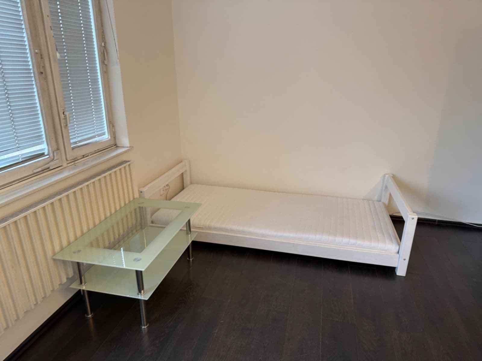 Prenájom bytu 1-izbový 24 m², Za Mlýnem, Praha, Praha Prenájom bytu 1-izbový 24 m², Za Mlýnem, Praha, Praha