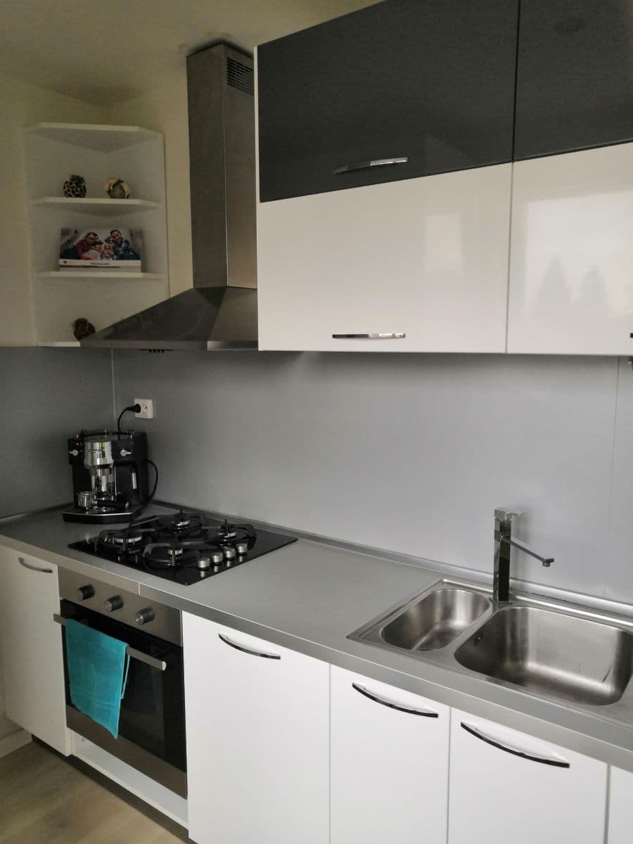 Prenájom bytu 3-izbový 63 m², Ukrajinská, Ostrava, Moravskoslezský kraj Prenájom bytu 3-izbový 63 m², Ukrajinská, Ostrava, Moravskoslezský kraj