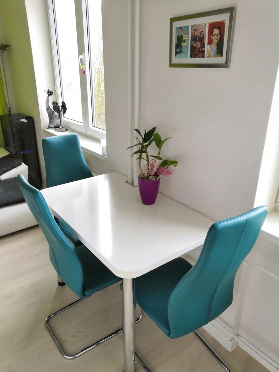 Prenájom bytu 3-izbový 63 m², Ukrajinská, Ostrava, Moravskoslezský kraj Prenájom bytu 3-izbový 63 m², Ukrajinská, Ostrava, Moravskoslezský kraj