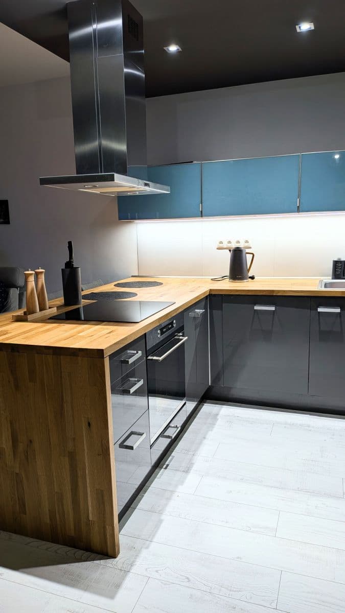 Prenájom bytu 3-izbový 68 m², Kresánkova, Karlova Ves, Bratislavský kraj Prenájom bytu 3-izbový 68 m², Kresánkova, Karlova Ves, Bratislavský kraj