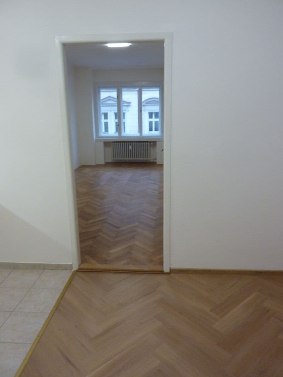 Prenájom bytu 2-izbový 60 m², Vlkova, Praha, Praha Prenájom bytu 2-izbový 60 m², Vlkova, Praha, Praha