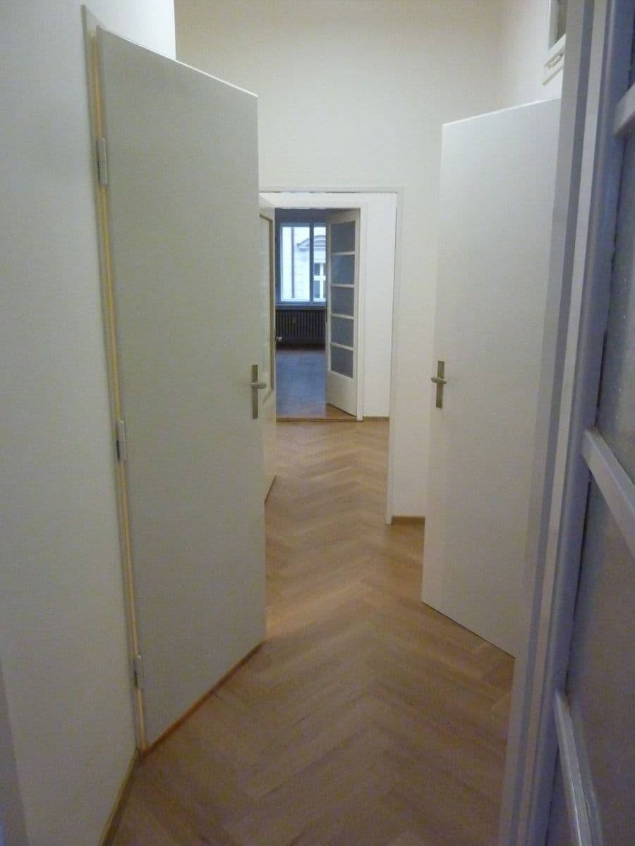 Prenájom bytu 2-izbový 60 m², Vlkova, Praha, Praha Prenájom bytu 2-izbový 60 m², Vlkova, Praha, Praha