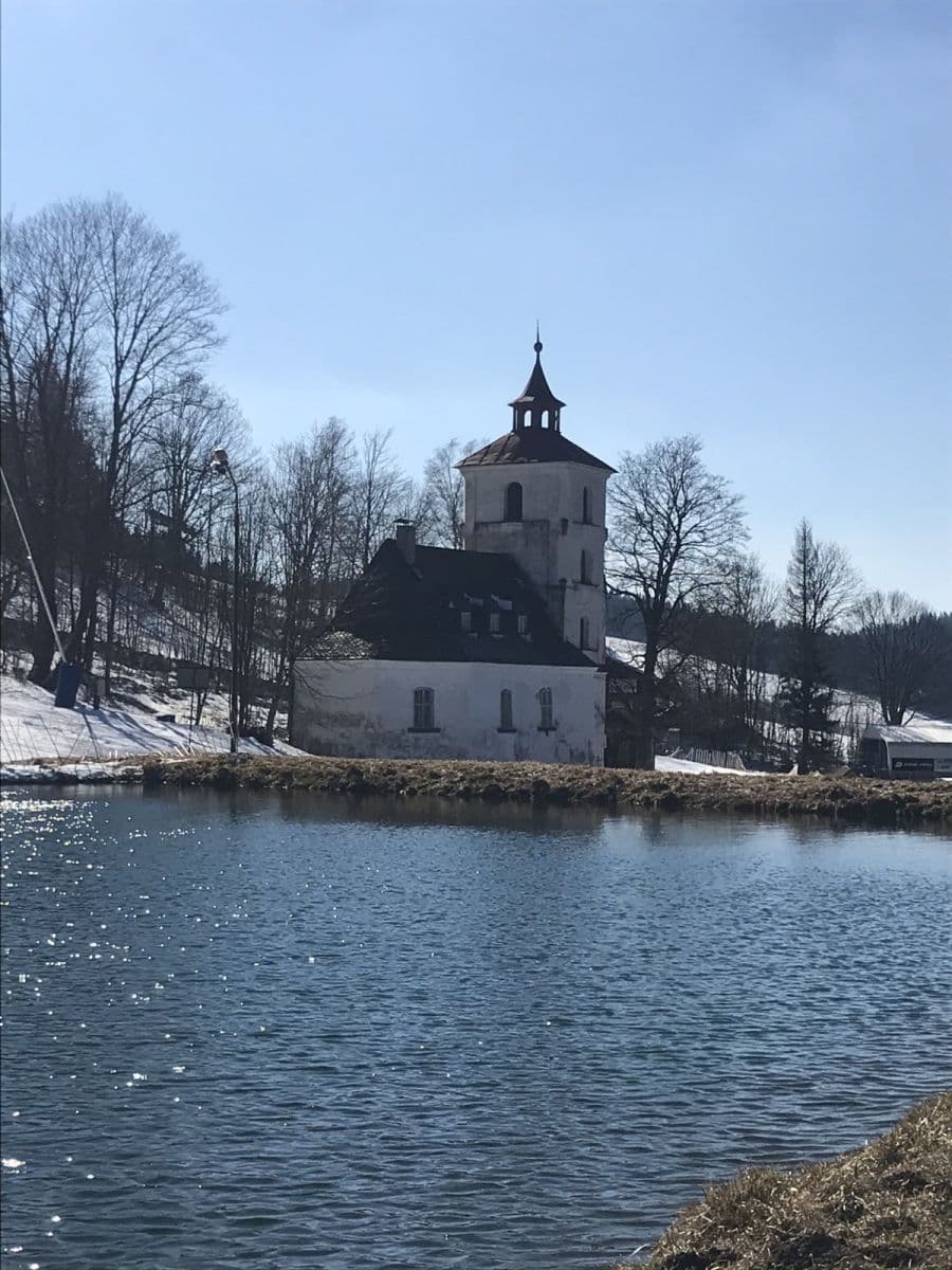 Predaj rekreačného objektu 200 m², pozemek 300 m², Čenkovice, Pardubický kraj Predaj rekreačného objektu 200 m², pozemek 300 m², Čenkovice, Pardubický kraj