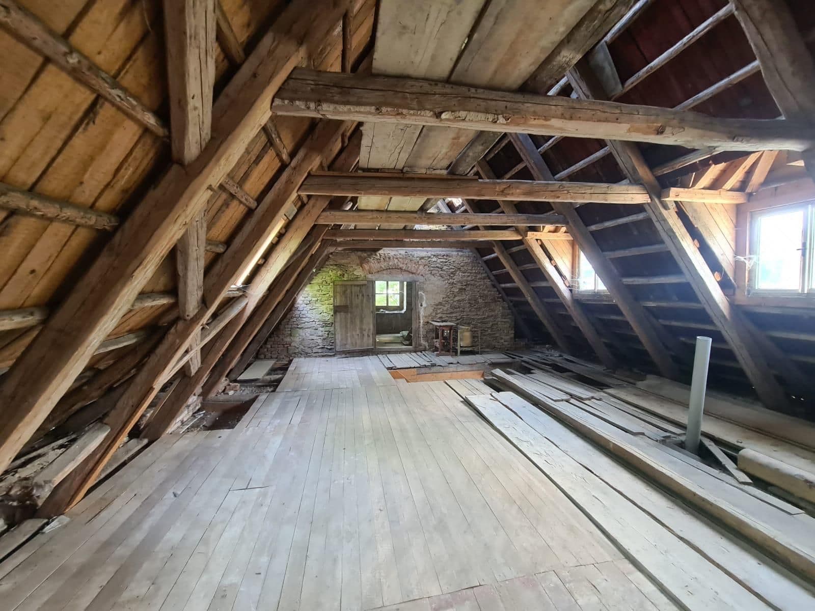 Predaj rekreačného objektu 200 m², pozemek 300 m², Čenkovice, Pardubický kraj Predaj rekreačného objektu 200 m², pozemek 300 m², Čenkovice, Pardubický kraj