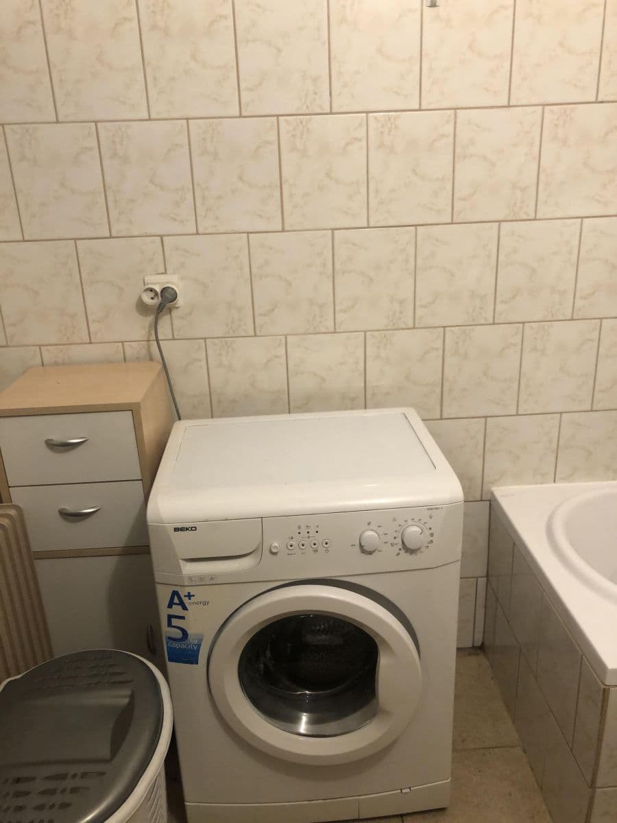 Prenájom bytu 1-izbový 60 m², Hlinecká, Trhová Kamenice, Pardubický kraj Prenájom bytu 1-izbový 60 m², Hlinecká, Trhová Kamenice, Pardubický kraj