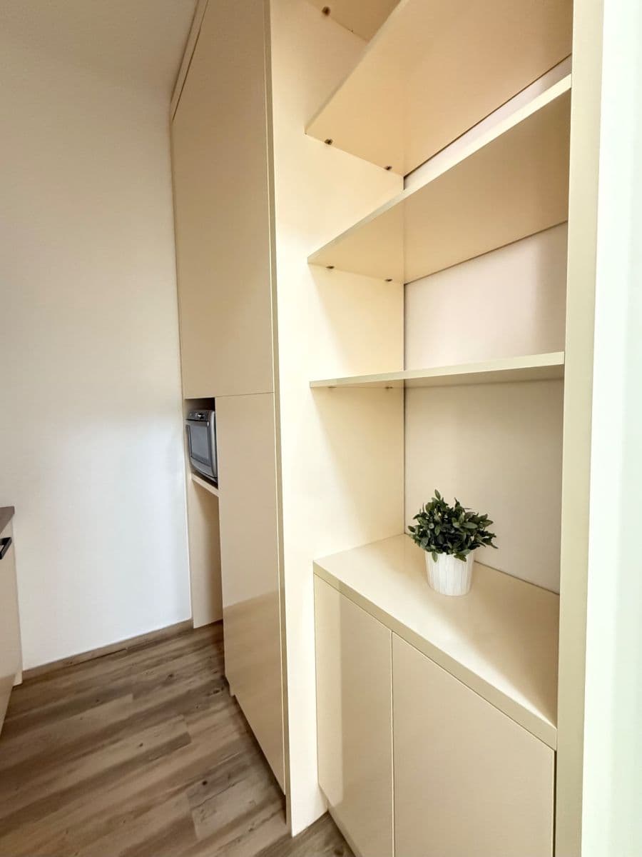 Prenájom bytu 2-izbový 47 m², Na Folimance, Praha, Praha Prenájom bytu 2-izbový 47 m², Na Folimance, Praha, Praha